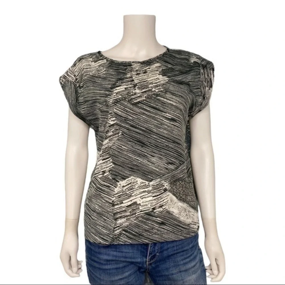 W118 by Walter Baker Abstract Casual Workwear Black White Short Sleeve Top S